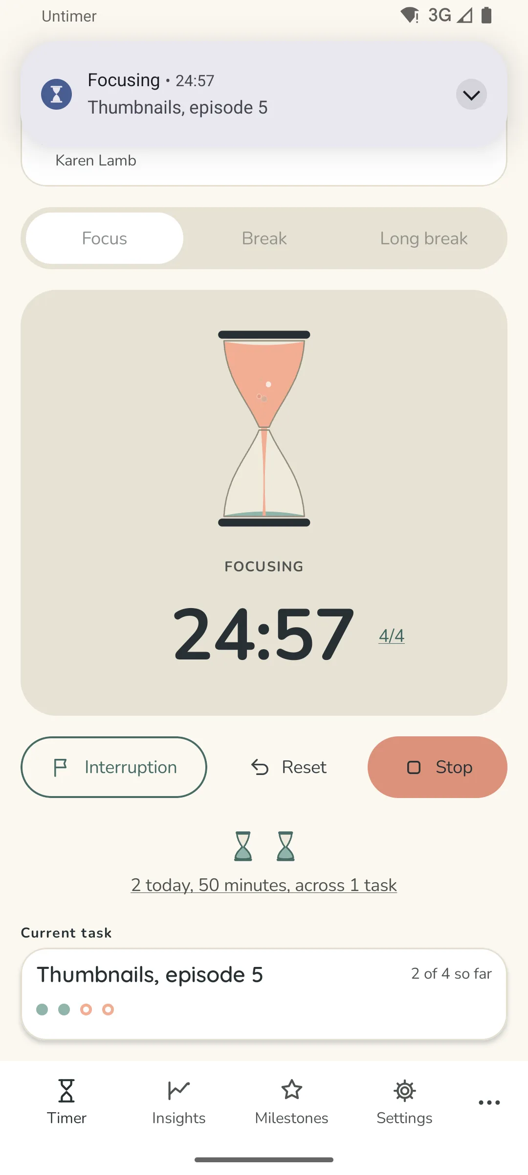 Untimer for Android with a session running, in paper light: the countdown in a notification at the top of the screen reading Focusing, 24:54, Thumbnails episode 5, and under it the glass pouring, Focusing, 24:55 with the set figure, the Interruption, Reset and Stop controls, today's two sessions and the current task.